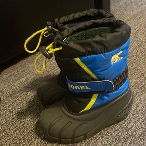 EUC Sorel Snow boots Flurry